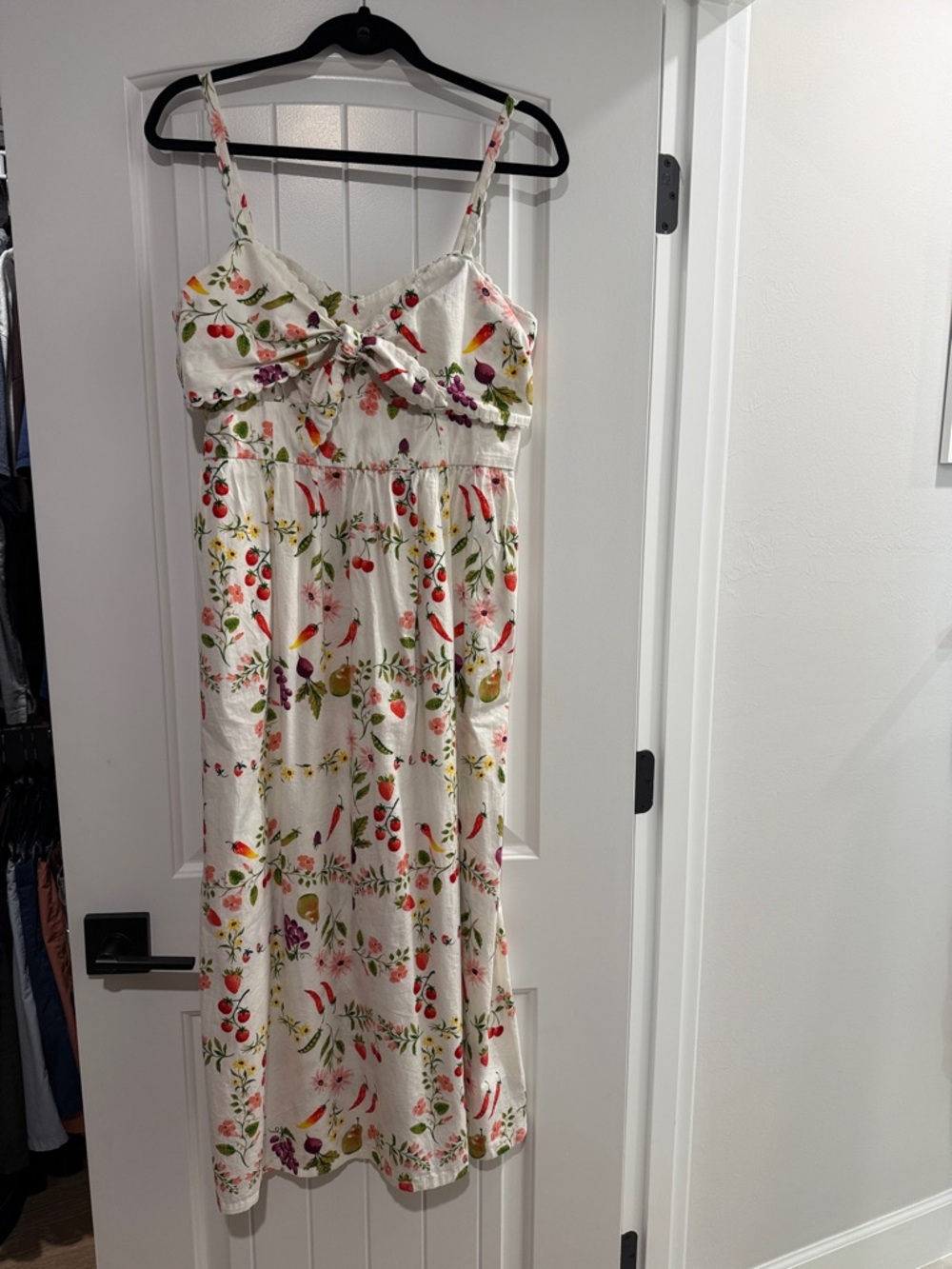 Old Navy White Fruit & Floral Maxi Sundress with Tie Front *NWOT*
